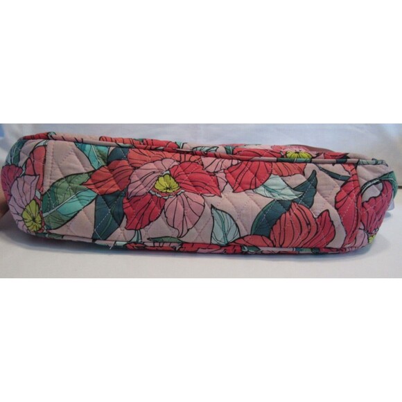Vera Bradley Quilted Messenger/Tablet/Laptop Bag Vintage Floral Pattern - Picture 3 of 16